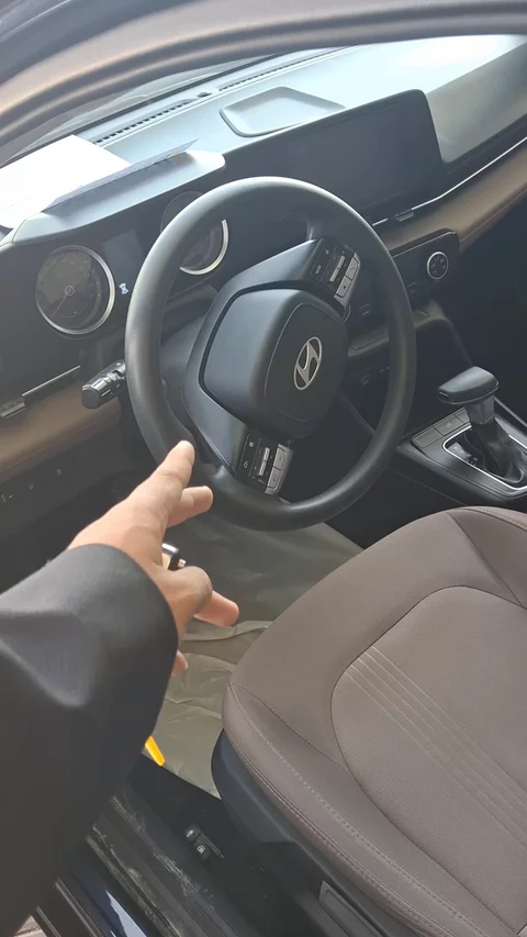 هونداي اكسنت Smart 2024