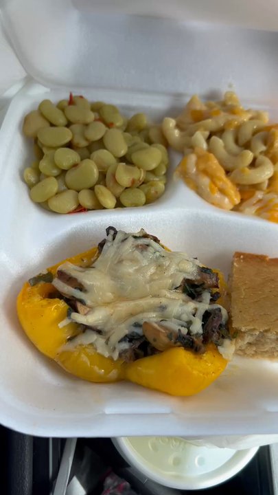 Hungry Vegan - Stuffed peppers with Lima beans and mac n cheese with corn bread - Vegan Near Me - Savannah, Georgia