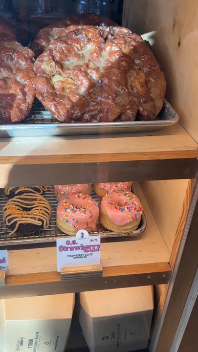 Veera Donuts - Donuts Near Me - Missoula, Montana