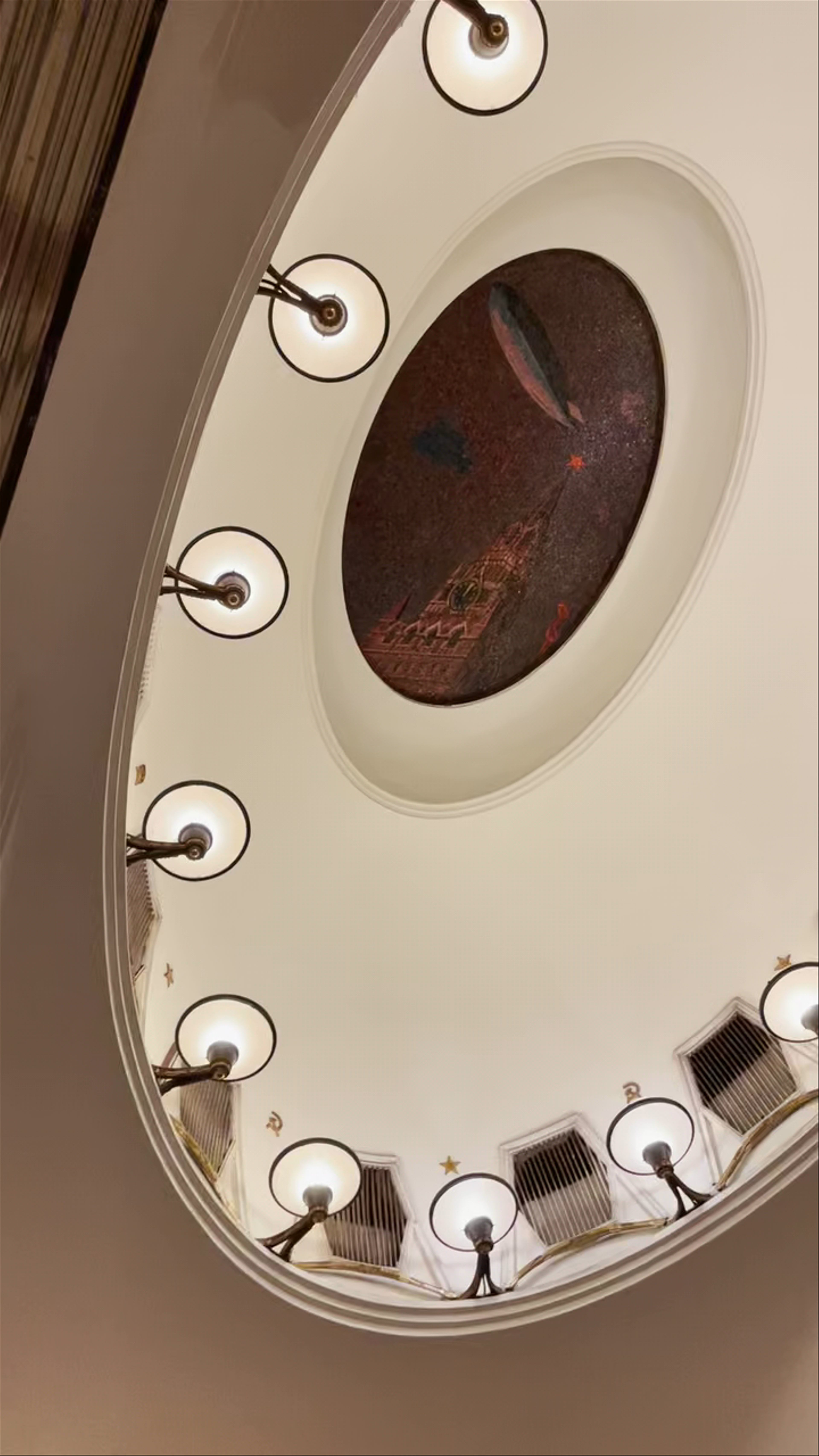 ст. м. Маяковская