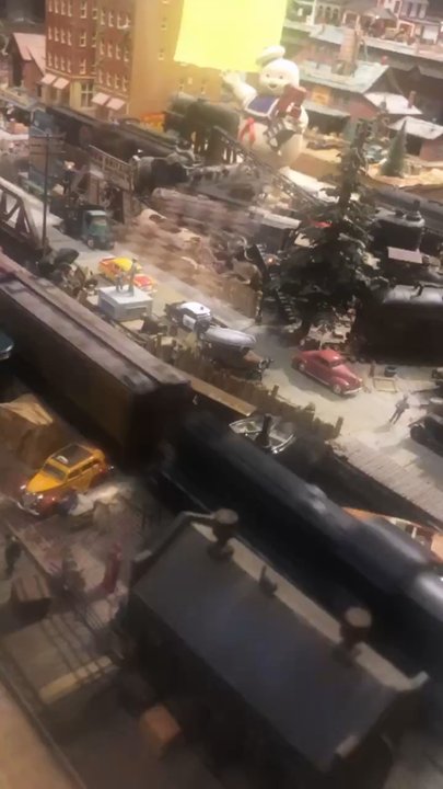 Pizza Works - Upstairs there is a train set for the kids to watch...pizza works is next to the Old Saybrook train station - Pizza Near Me - Old Saybrook, Connecticut