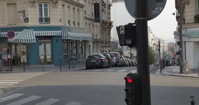 Pedestrian crossings in France