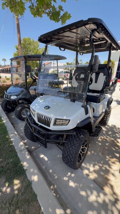 19th Hole Golf Carts - New cart. Love the two tone seats. - Golf Cart Rentals Near Me - Temecula, California