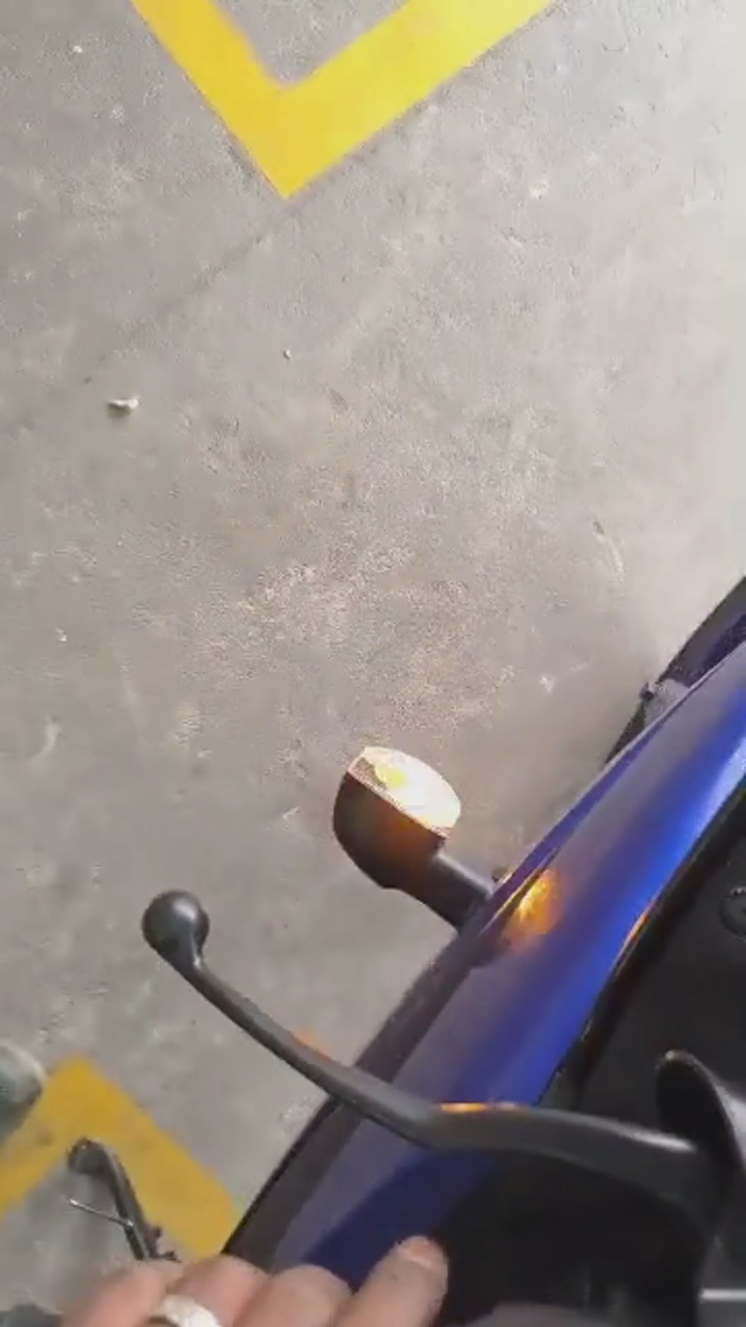 Walk-around video thumbnail