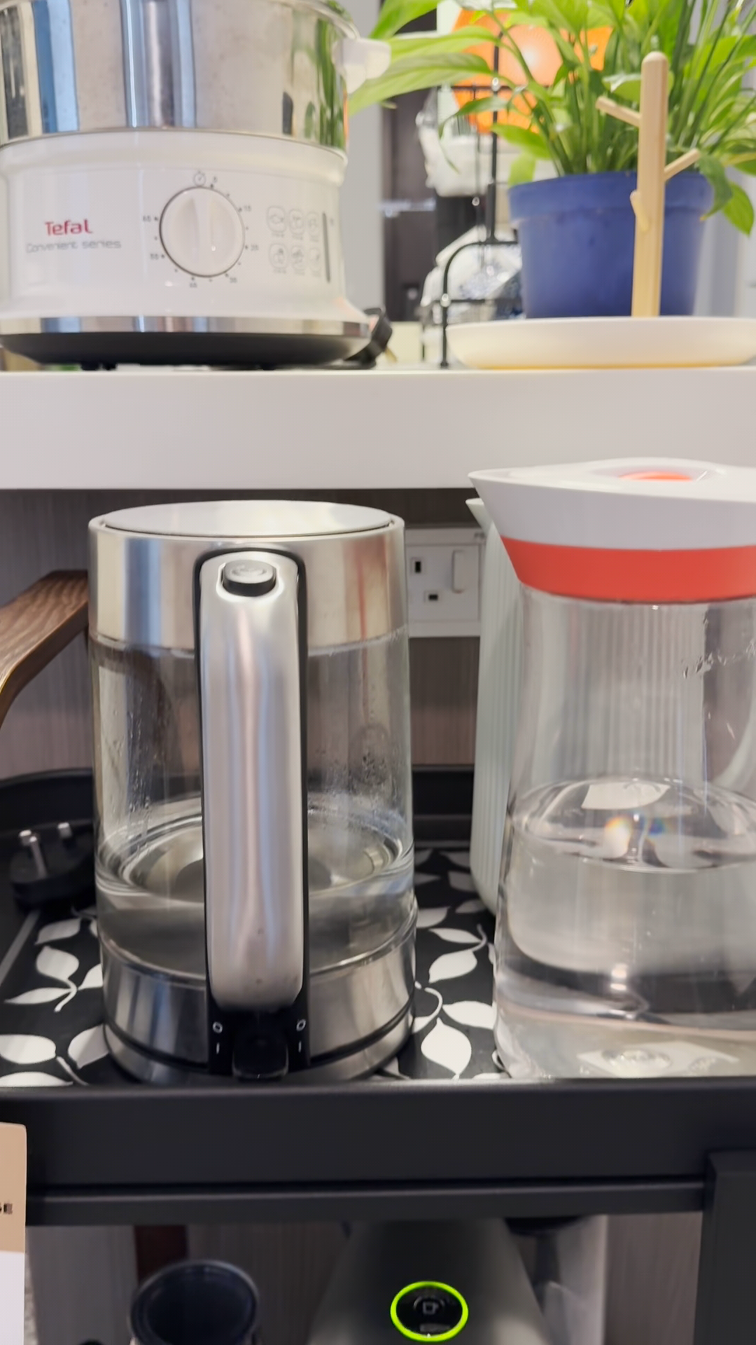 How-to-reduce-clutter-in-your-kitchen?-
