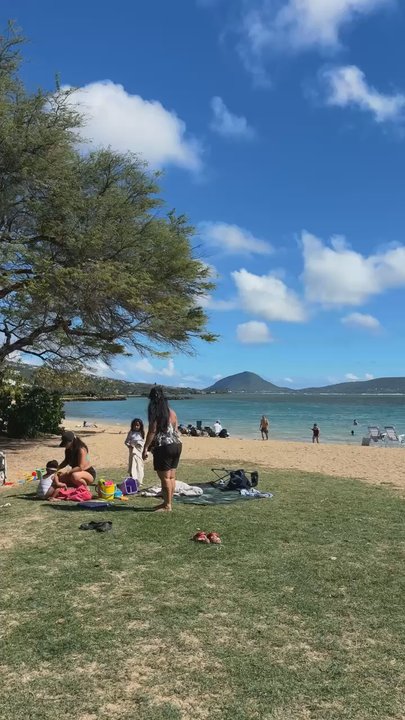 Kahala Beach - Beaches Near Me - Honolulu, Hawaii