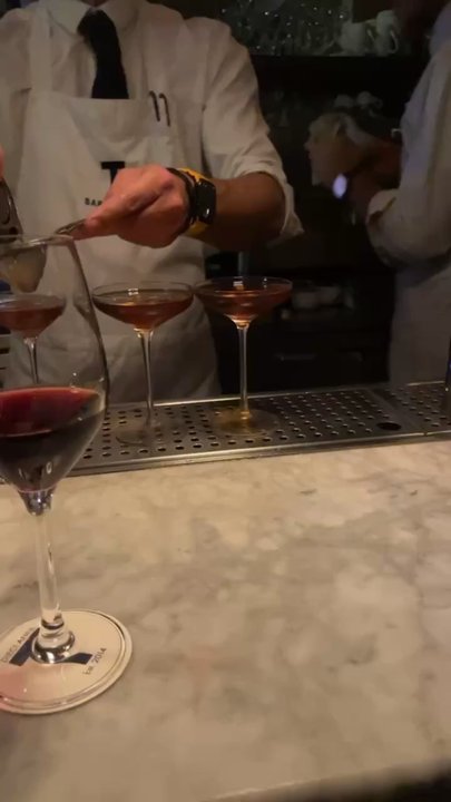 Bar Termini - Bartender making a cocktail - Bars Near Me - London, XGL