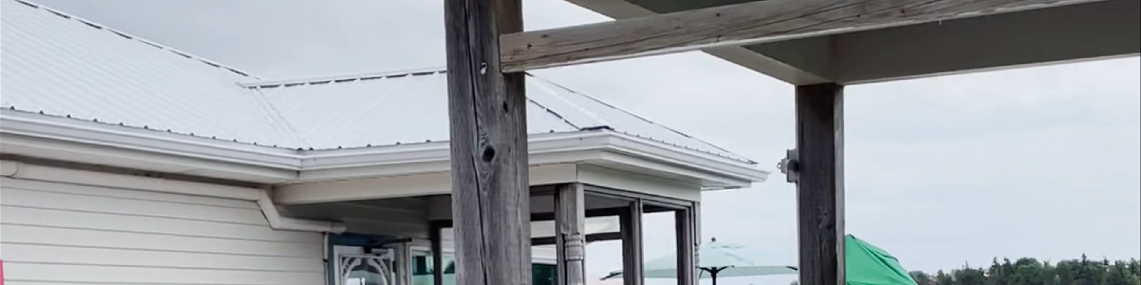 Carr's Oyster Bar