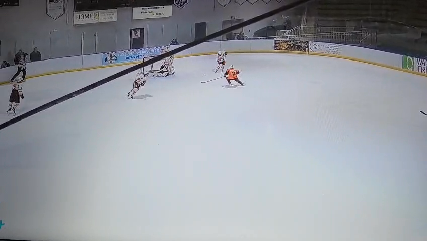 Macklin Zimmerman Ties Game with Late Forecheck Goal!