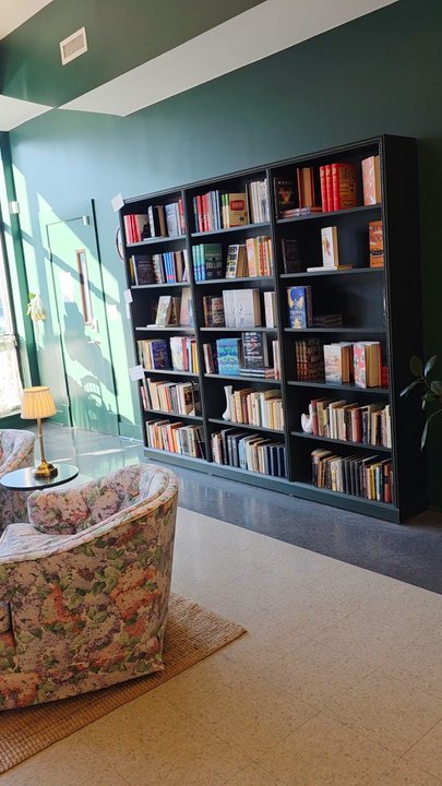 The Biblio Pub - A Video Clip of the interior of the Biblio Pub. - Coffee & Tea Near Me - Roanoke, Virginia