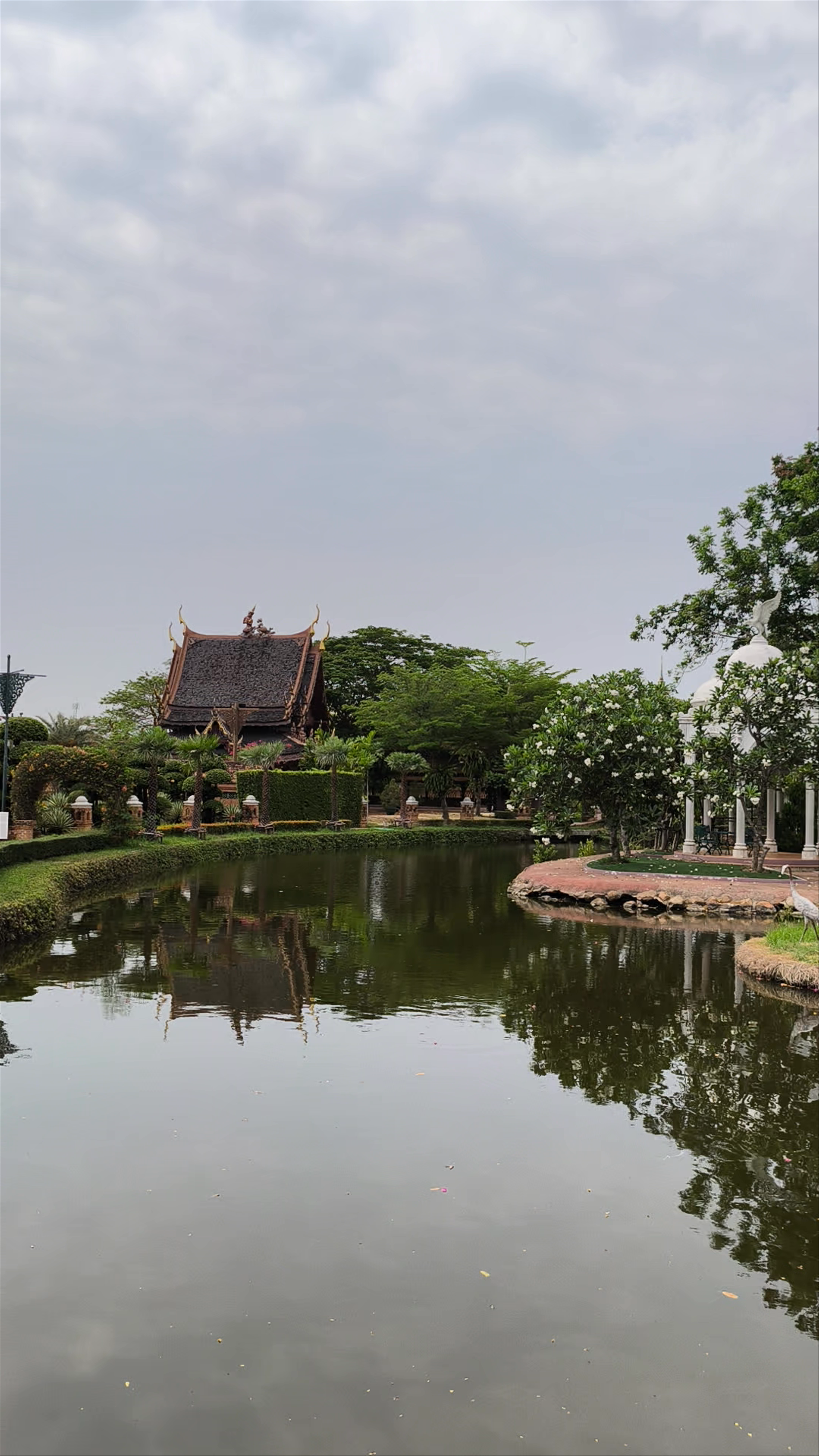 Ancient City Floating Market