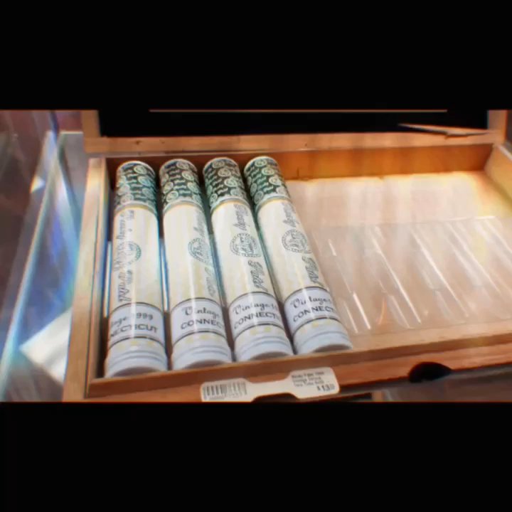 LUX Smoke & Cigar - BEST SHOP FOR CIGARS AND ANYTHING SMOKE RELATED - Cigar Bars Near Me - Mesa, Arizona