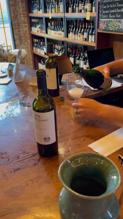 Flor Wines - Beer, Wine & Spirits Near Me - Portland, Oregon