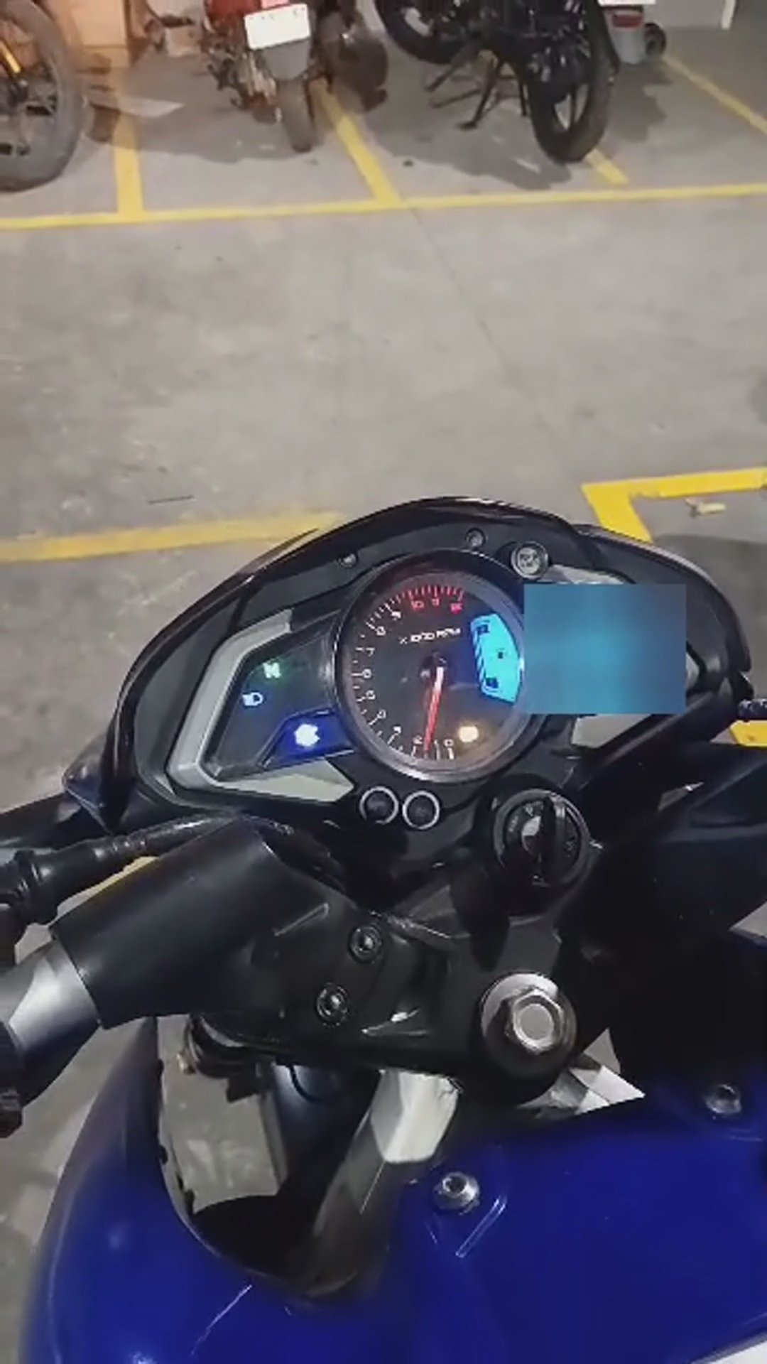 Walk-around video thumbnail
