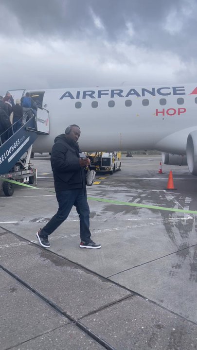 Edinburgh Airport - Airports Near Me - Edinburgh, EDH