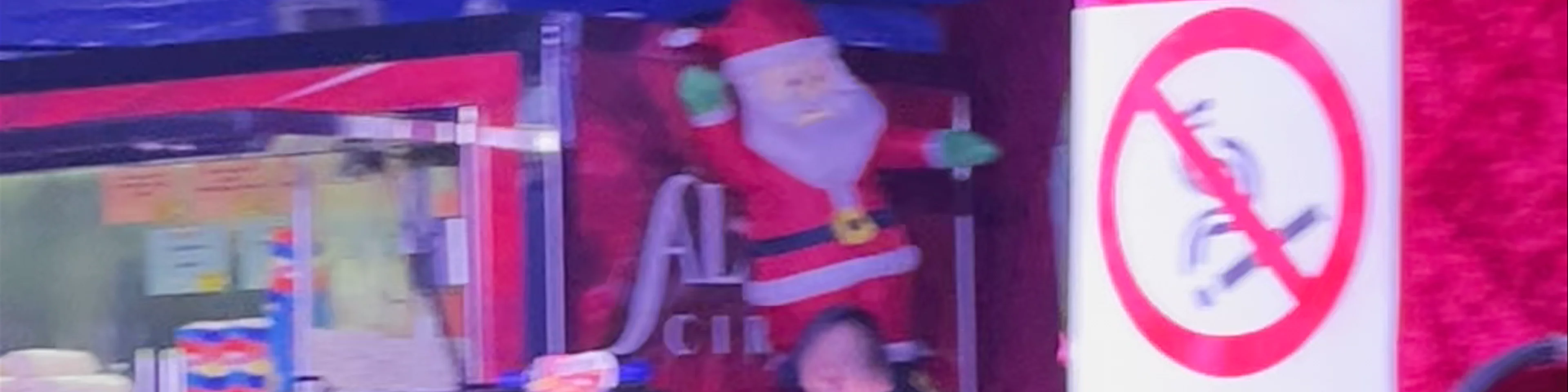 El Circo de la Navidad (Alpha Circus)