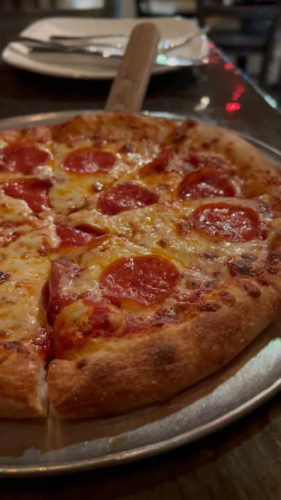 Casey's Pizza & Sub Shop - Pizza Near Me - Port Huron, Michigan