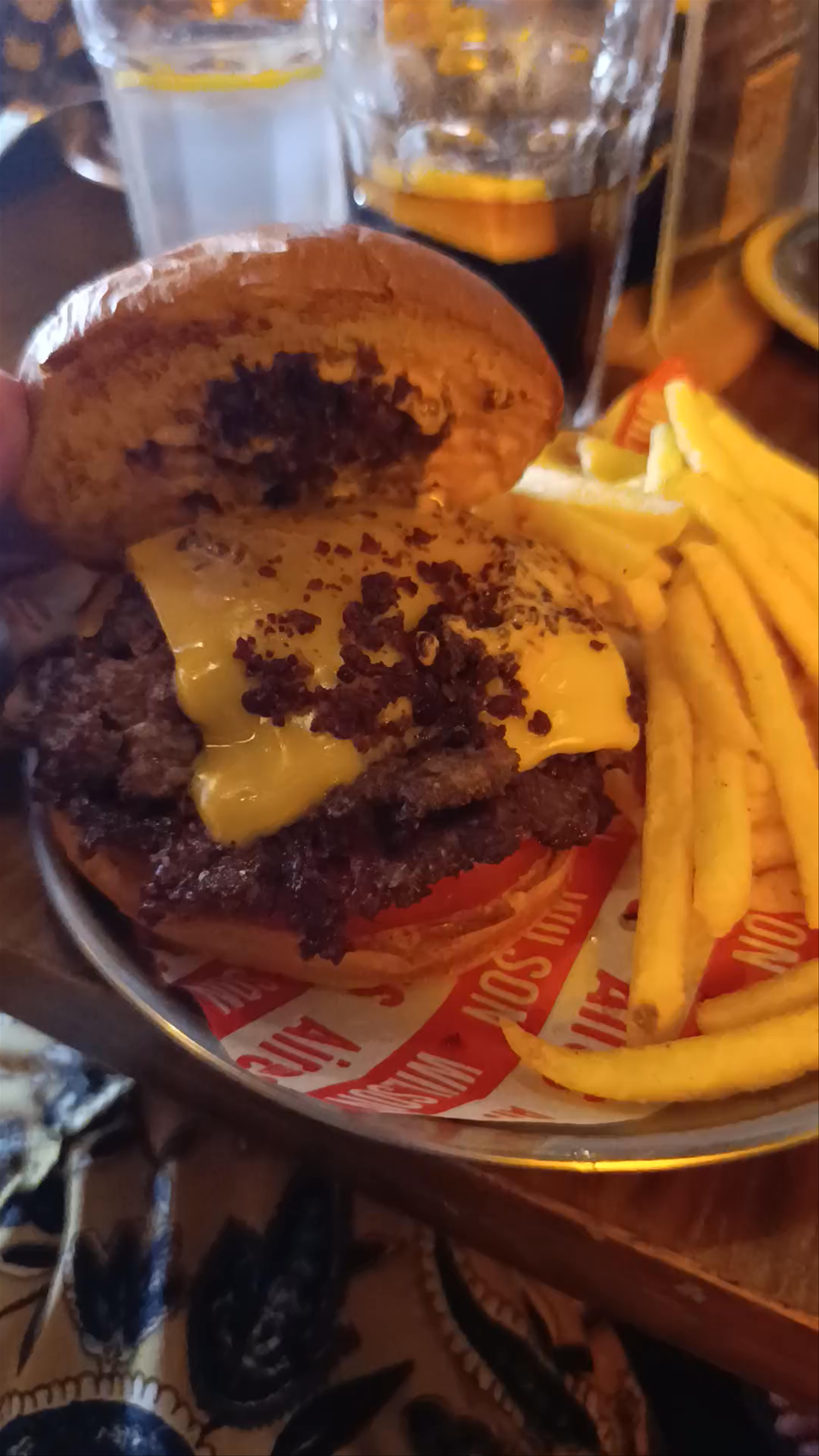 Aires Burger Bar