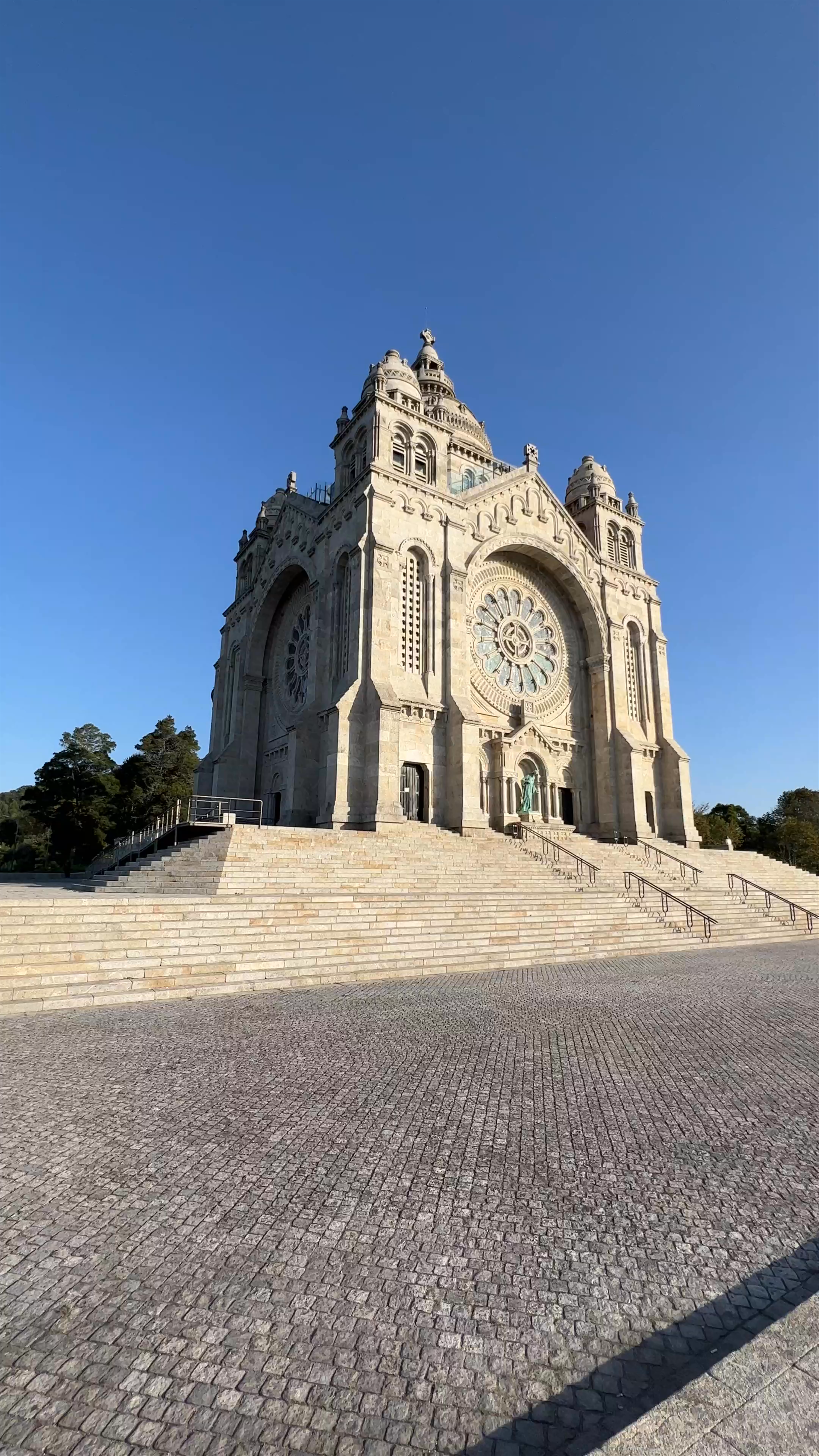 Santuário Sagrado Coração de Jesus: Majestic Spiritual Landmark in Fortaleza