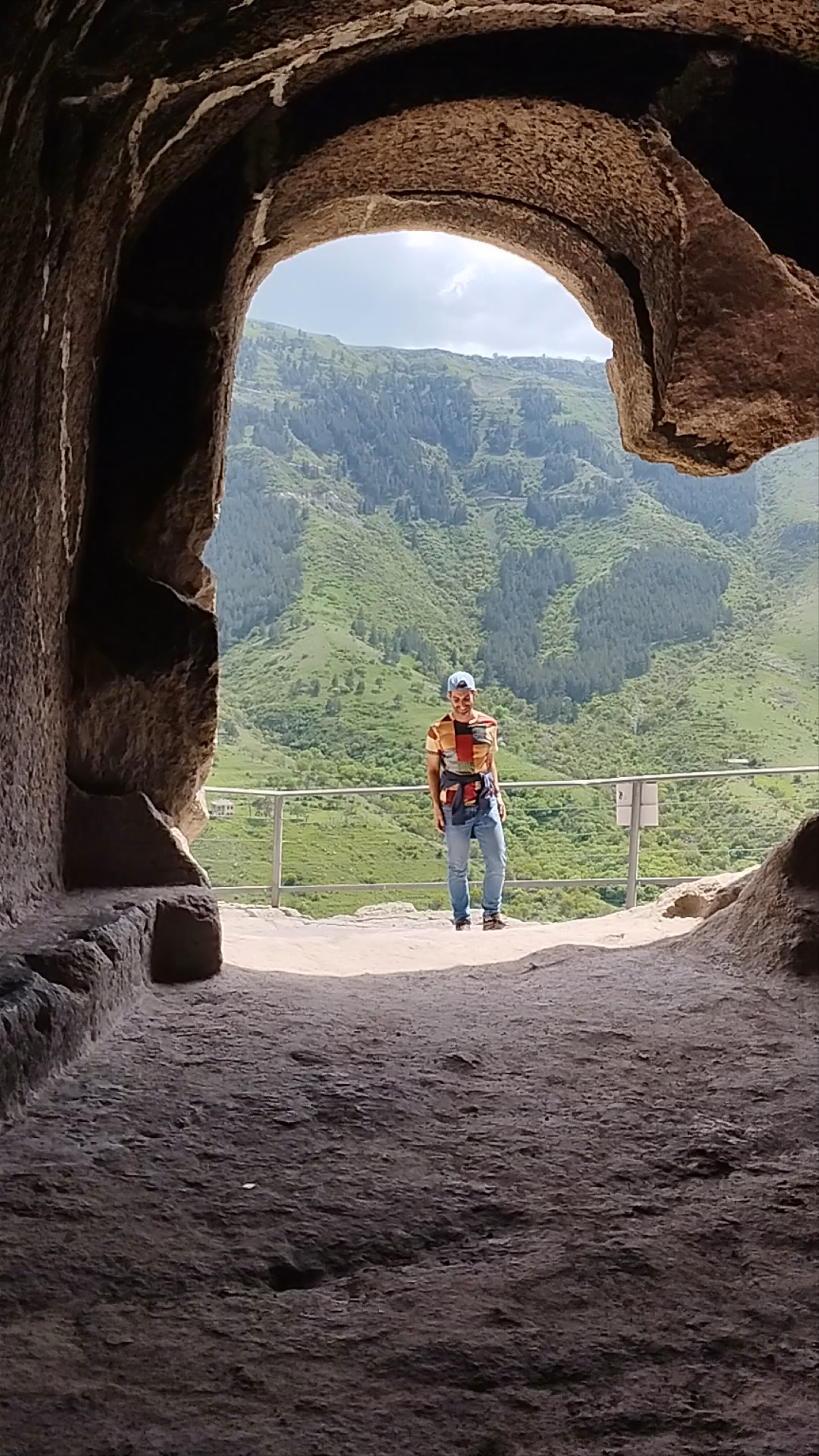 Vardzia Cavetown Viewpoint: Epic Landscapes & Ancient Mysteries in Georgia