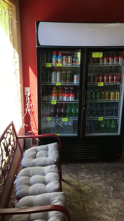 Bronco's Deli - Delis Near Me - Bishop, California