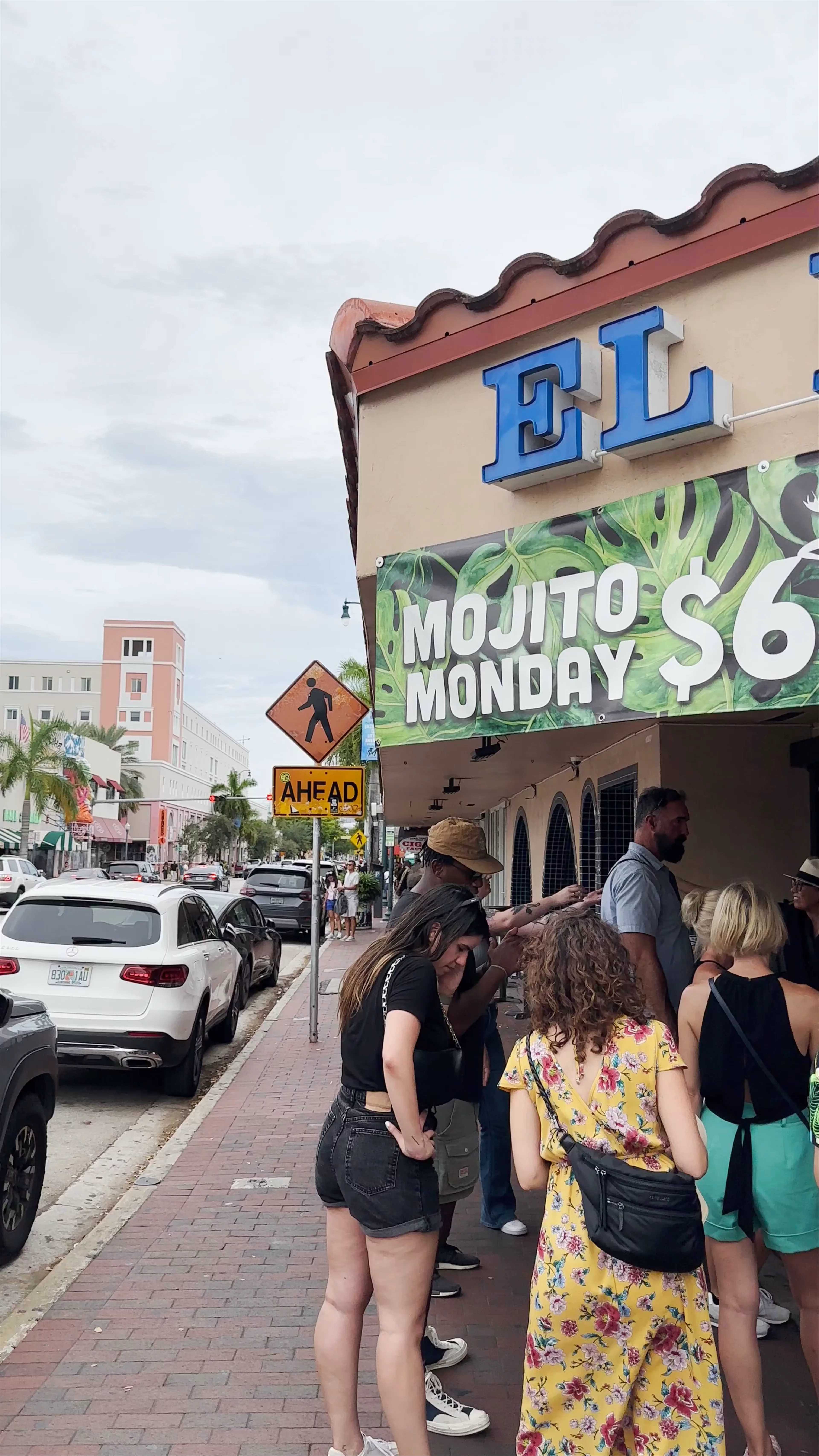 El Pub Restaurant