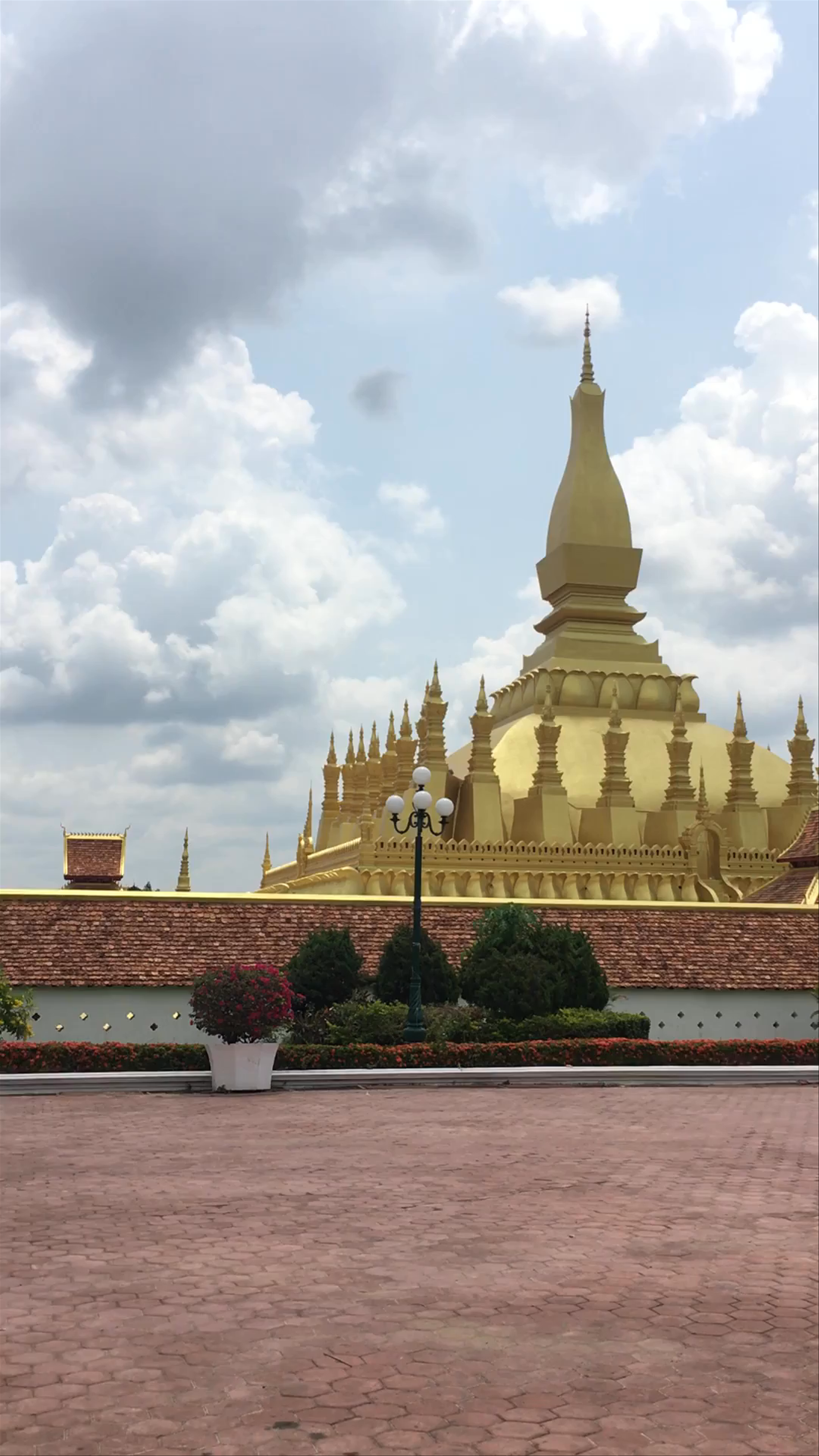 Pha That Luang: Golden Symbol of Lao Culture in Phnom Penh