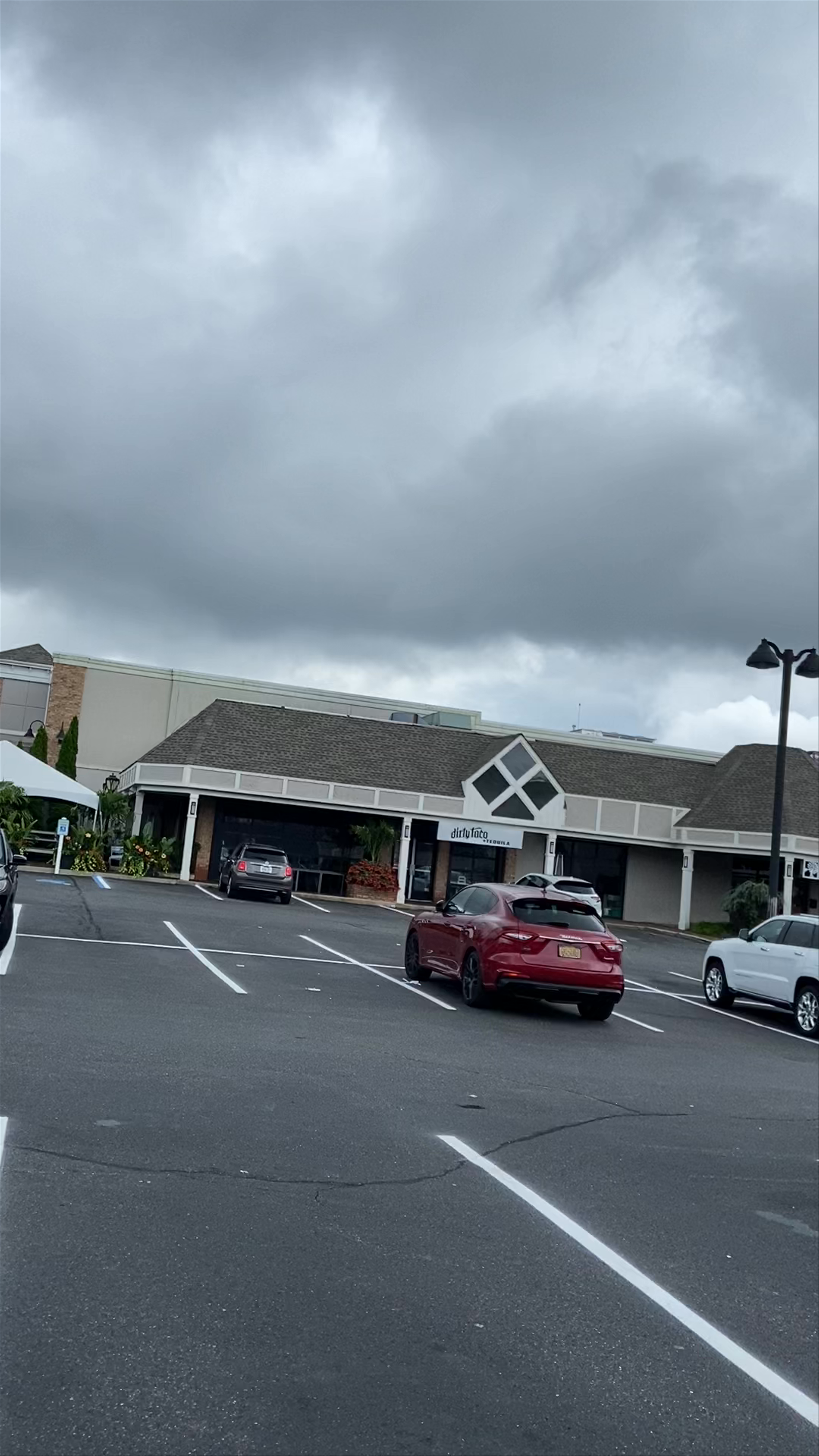 Shopping and Dining at Woodbury Common, New York