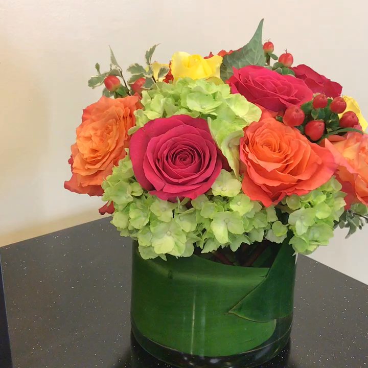 Paul's Flowers - Florists Near Me - Corona Del Mar, California