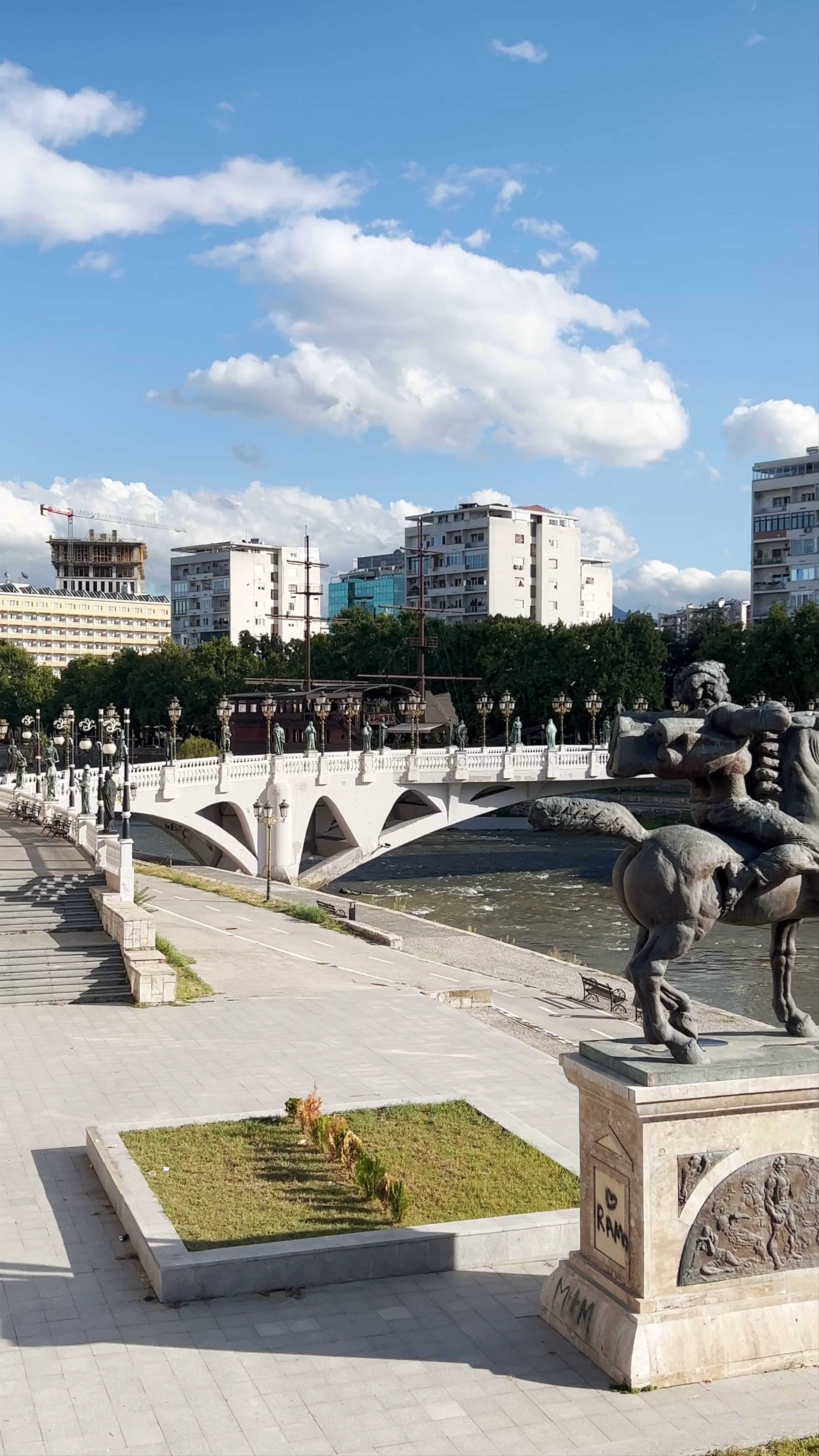 Karposh Monument and Stone Bridge in Skopje on a Bright September Afternoon