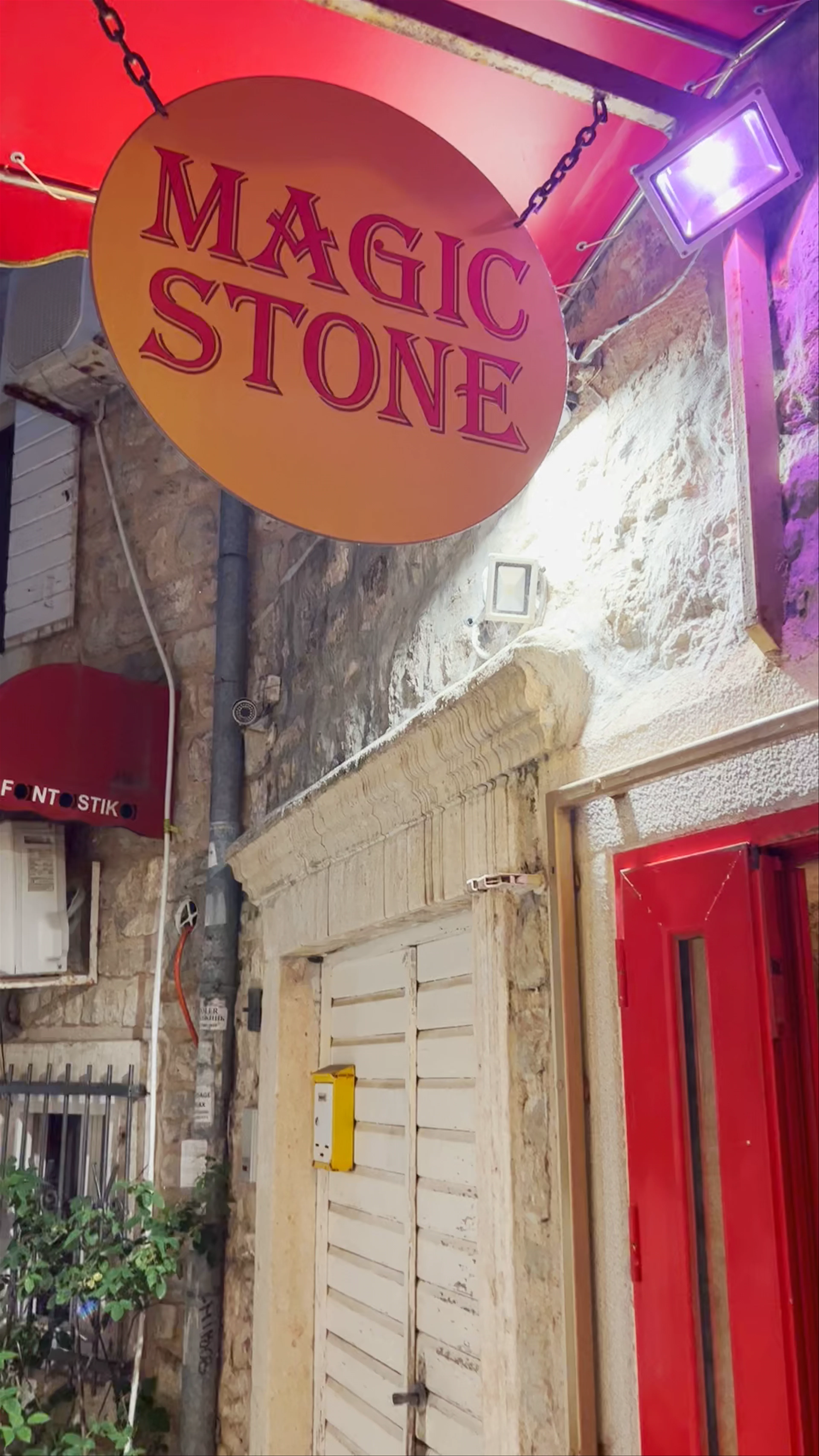 Magic Stone Souvenir Shop