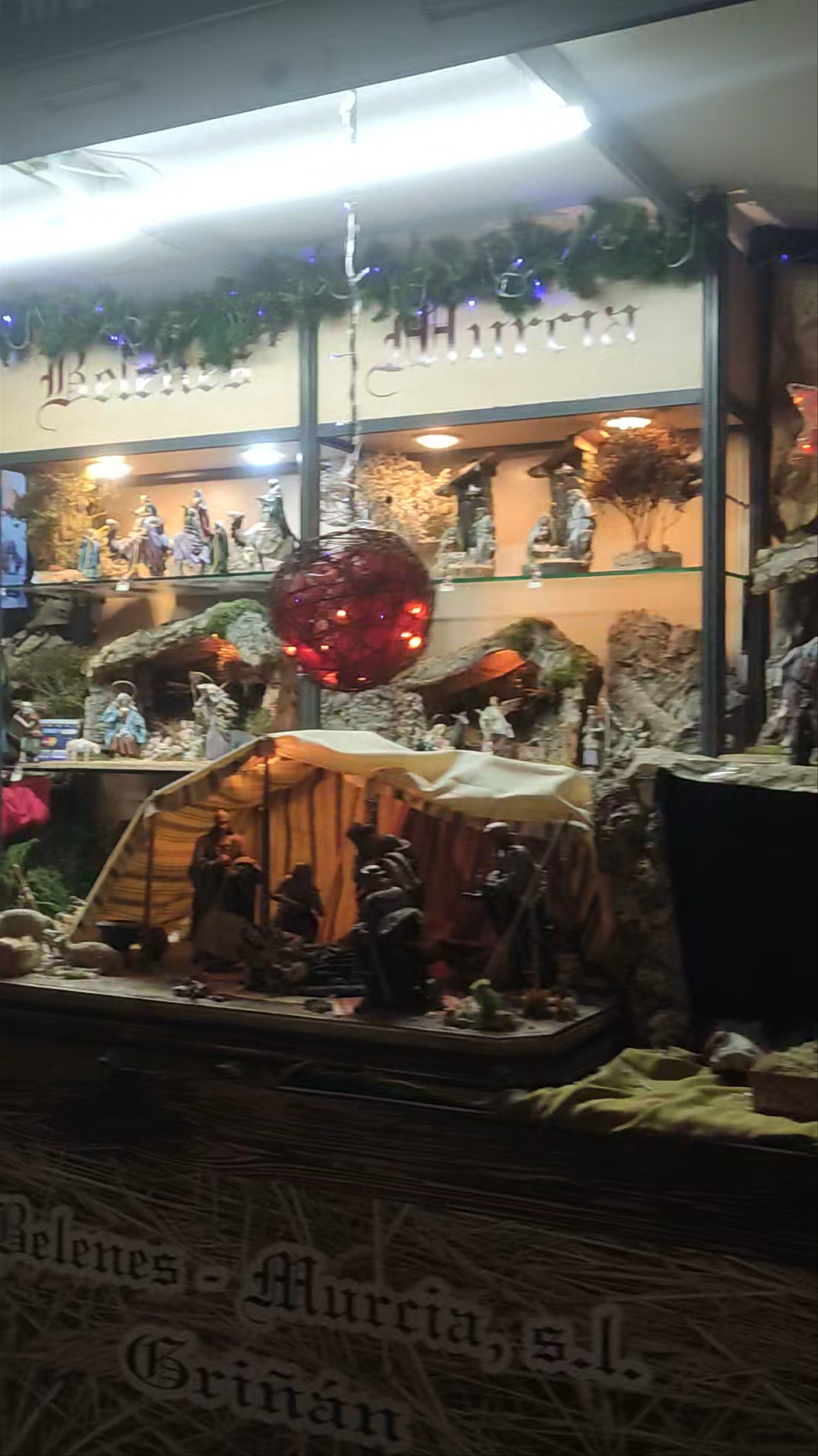 Muestra de Artesanía Navidad at Gran Vía Alfonso X el Sabio, Murcia