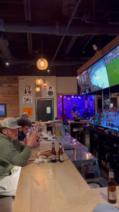 Revival 122 - Live music every Wednesday and every other Tuesday - American Near Me - Northbridge, Massachusetts