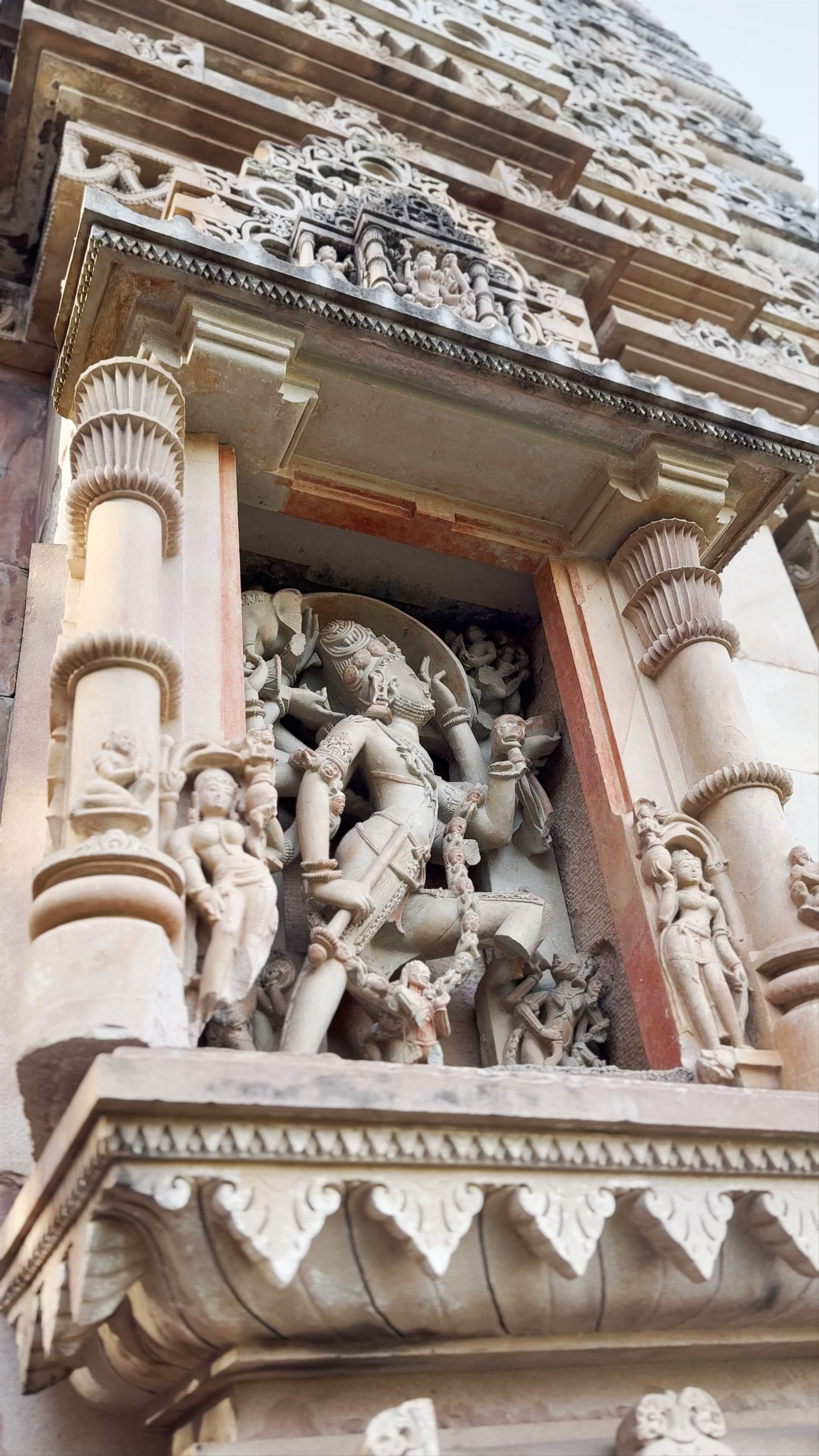 Trimurti Shiva Temple: Ancient Divine Carvings in Rajasthan