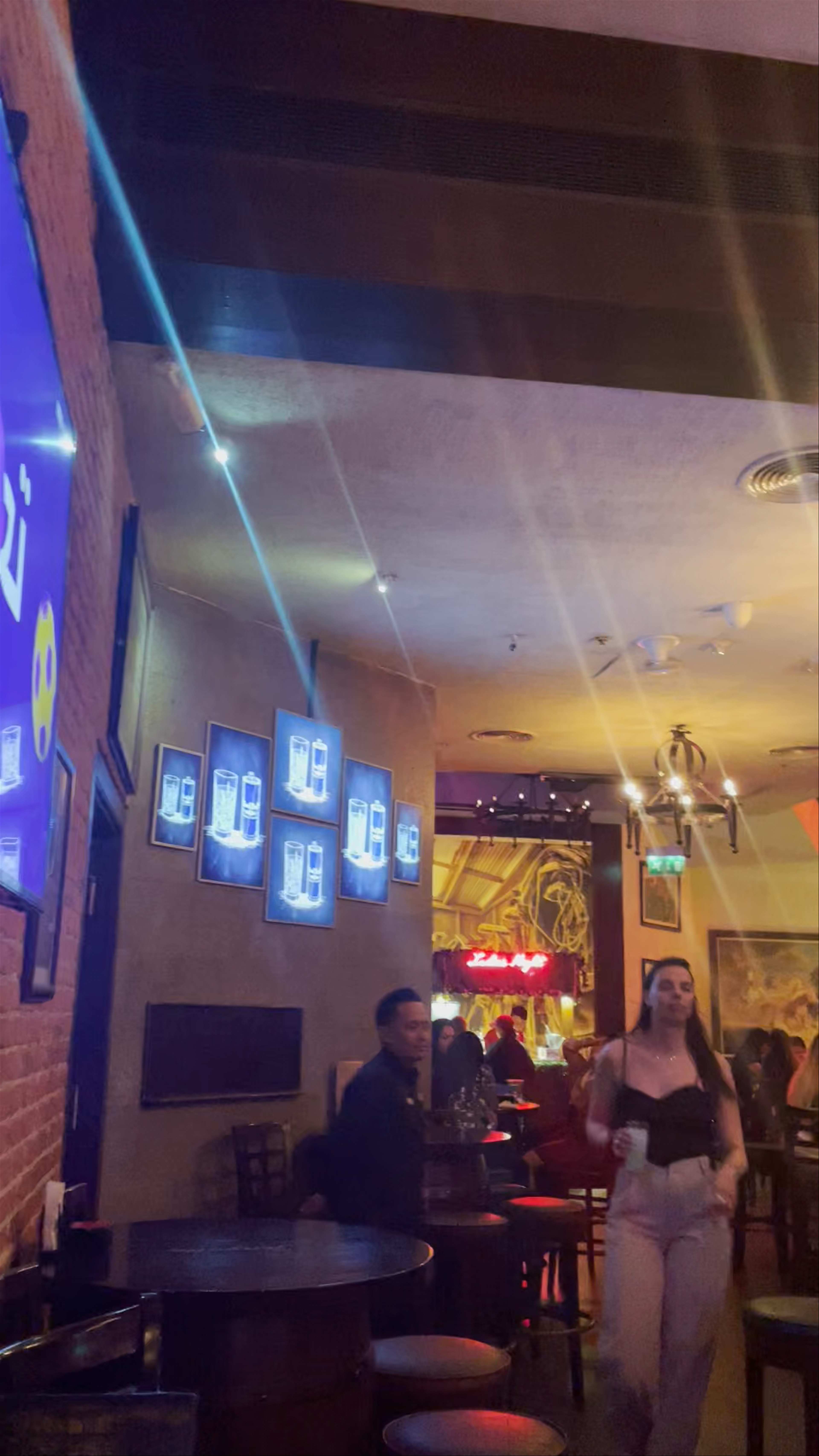 Rodeo Drive Dubai - Sheikh Zayed Road - behind White swan Building - Dubai - United Arab Emirates