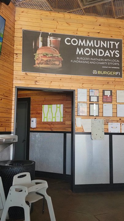 BurgerFi - Burgers Near Me - Glenview, Illinois