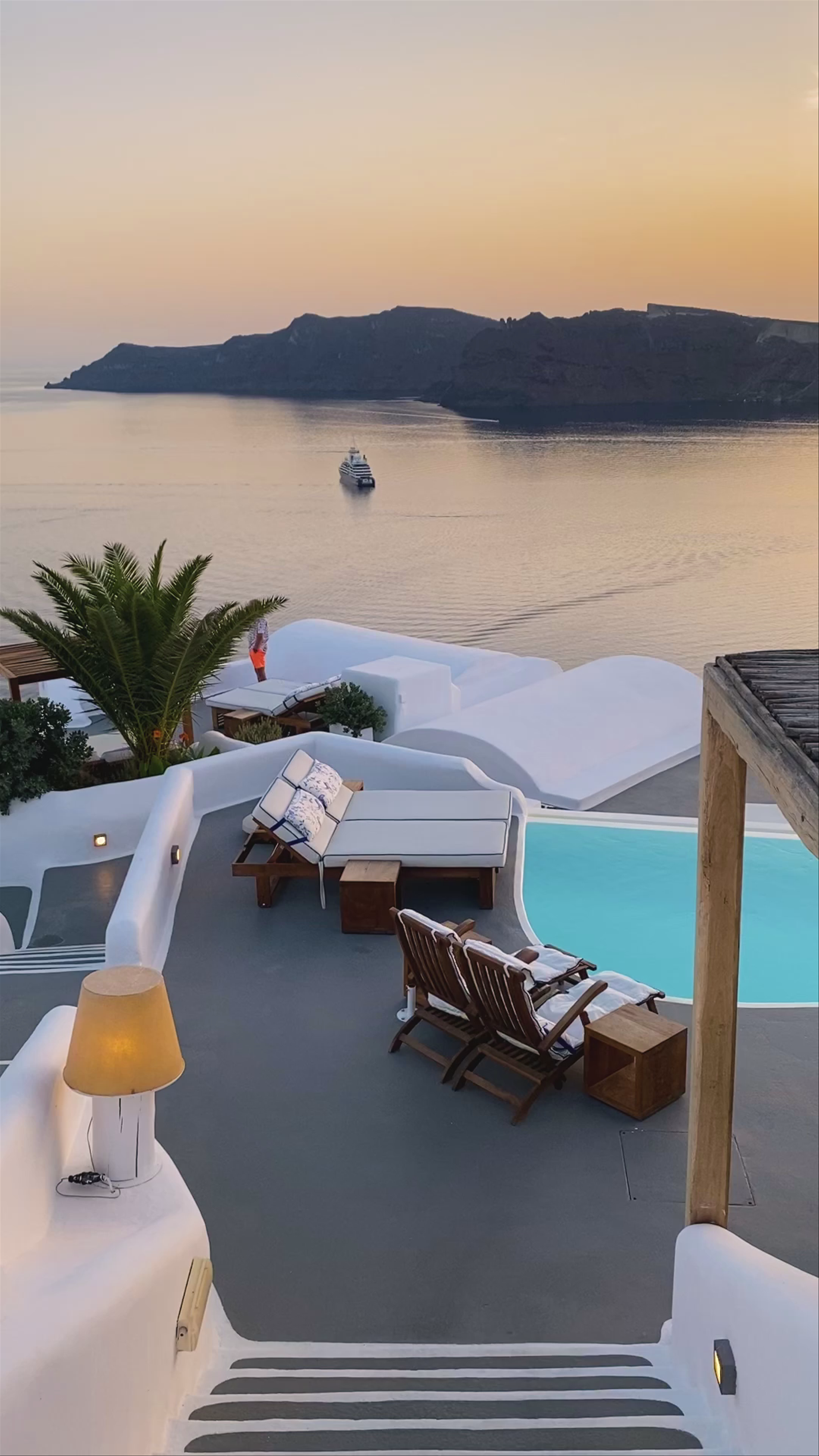 Katikies Santorini