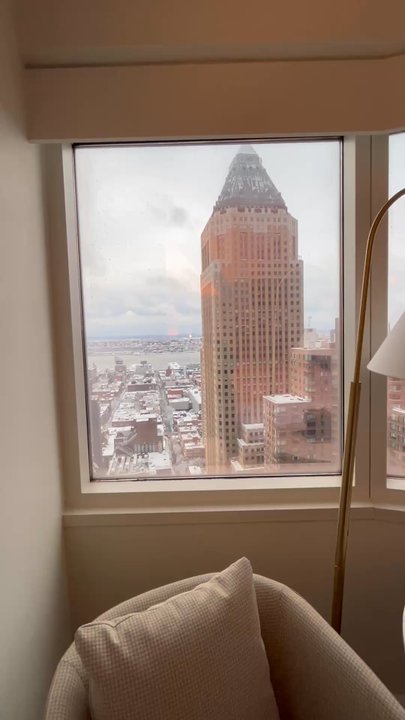 Hyatt Regency Times Square - 40th floor corner Dbl bedded room was lovely! - Hotels Near Me - New York, New York