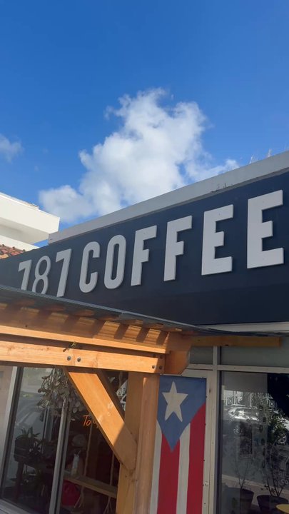 787 Coffee - Getting inside 787 - Coffee & Tea Near Me - Carolina, Puerto Rico