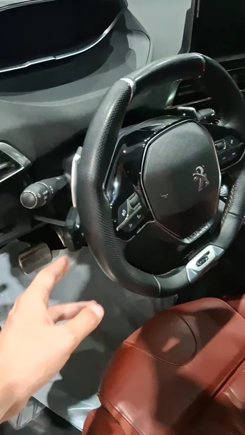 بيجو 3008 جي تي 2023