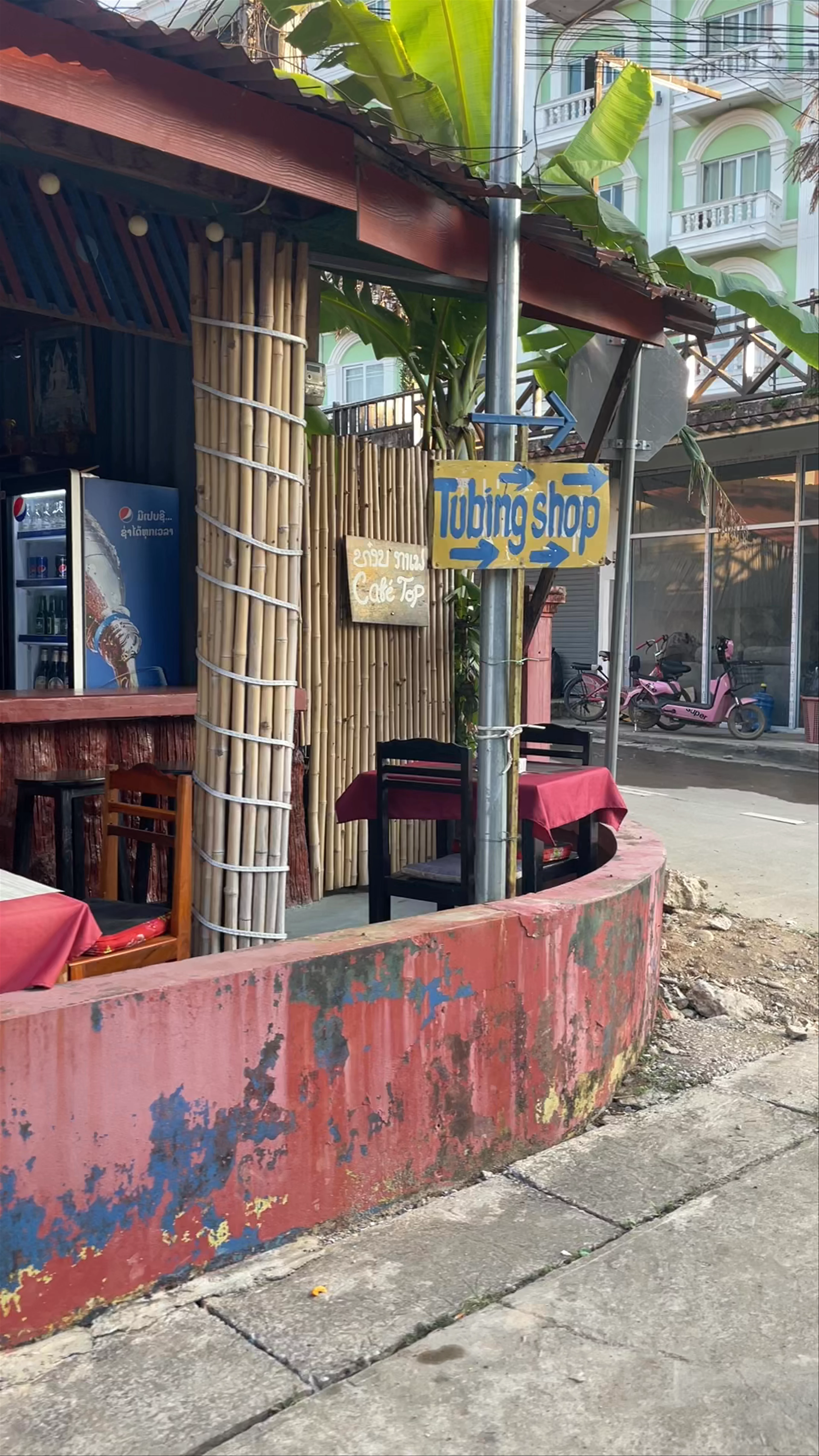 La Cigale, Vang Vieng