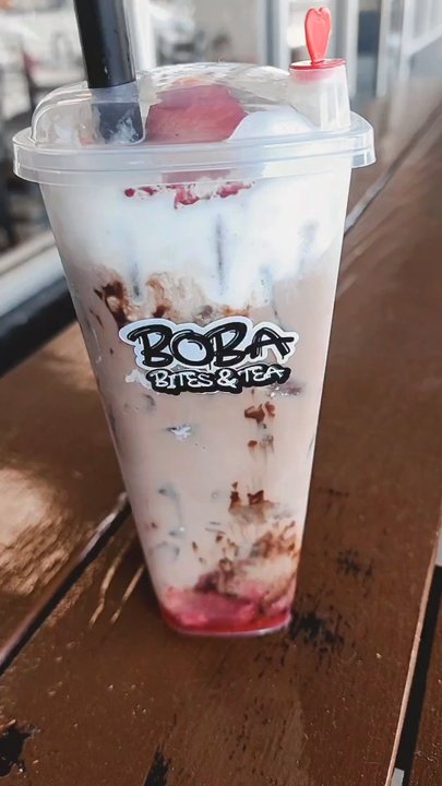 Boba Bites & Tea - Strawberry Chocolate Milk Tea - Bubble Tea Near Me - Austin, Texas