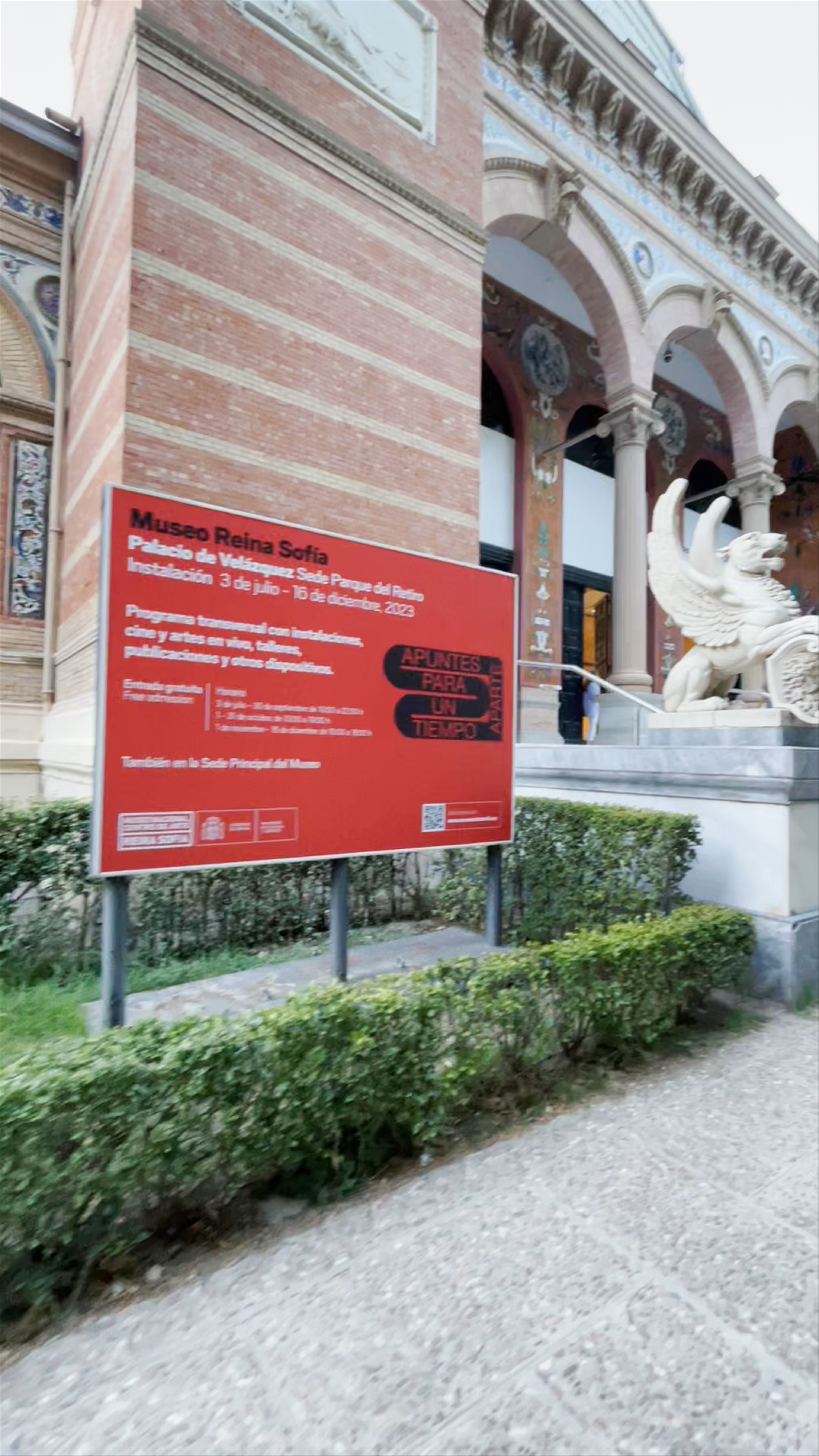 Palacio de Velázquez: Artistic Heritage in Madrid's El Retiro Park