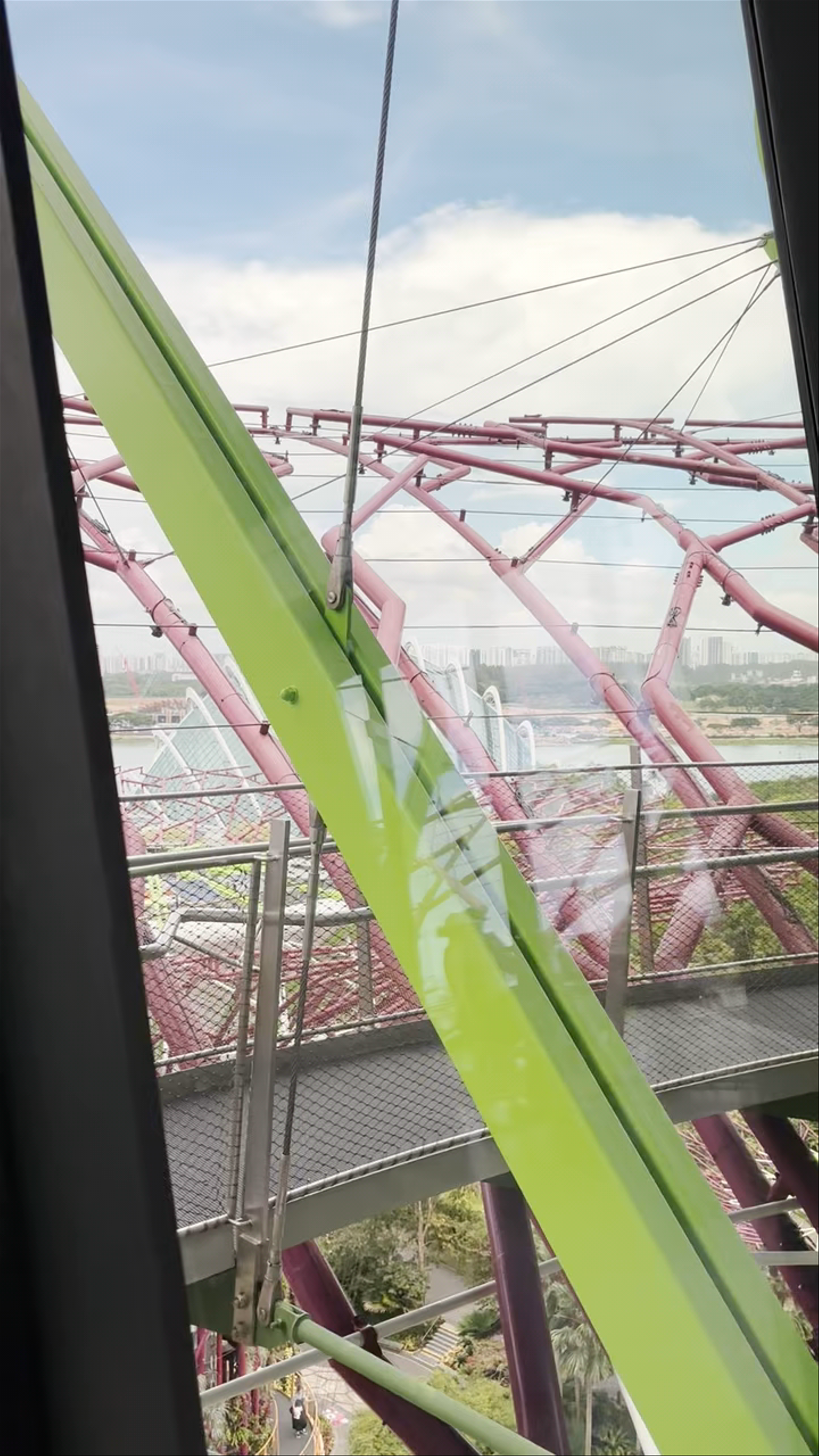 Marina Gardens Drive