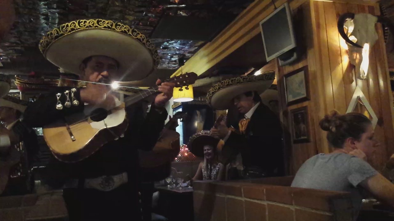 Tijuana - Buen ambiente en el tex mex tijuana, como siempre, la comida exquisita - Mexican Near Me - Seville, SE