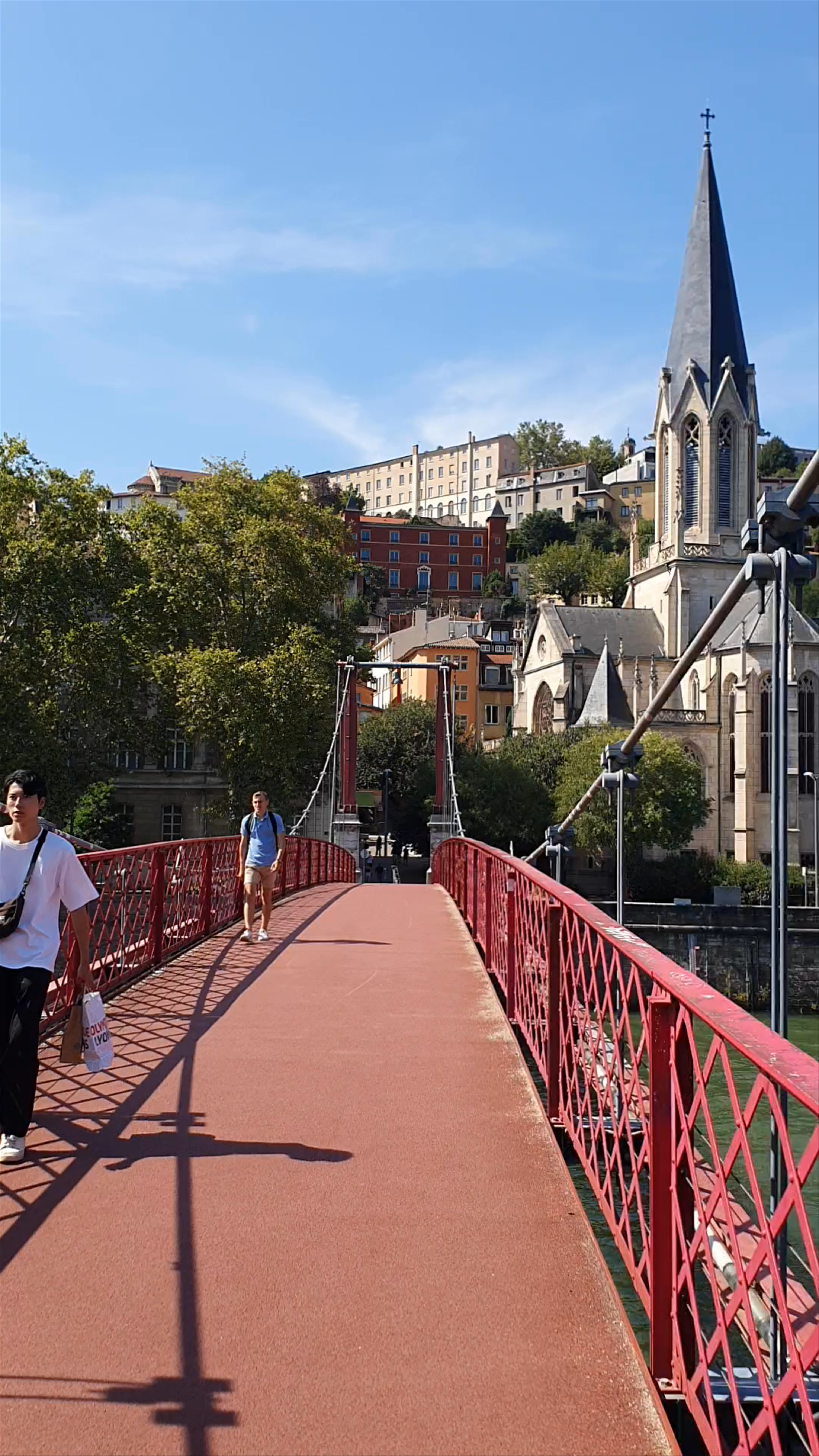 Passerelle Saint Georges in Lyon: A Scenic Urban Walk Along the Rhône