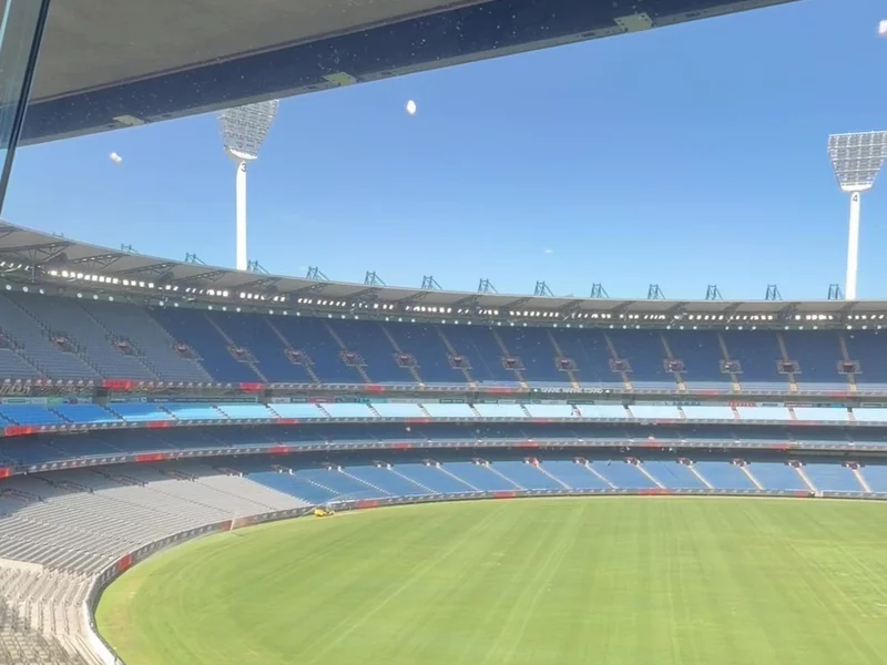 MCG tour