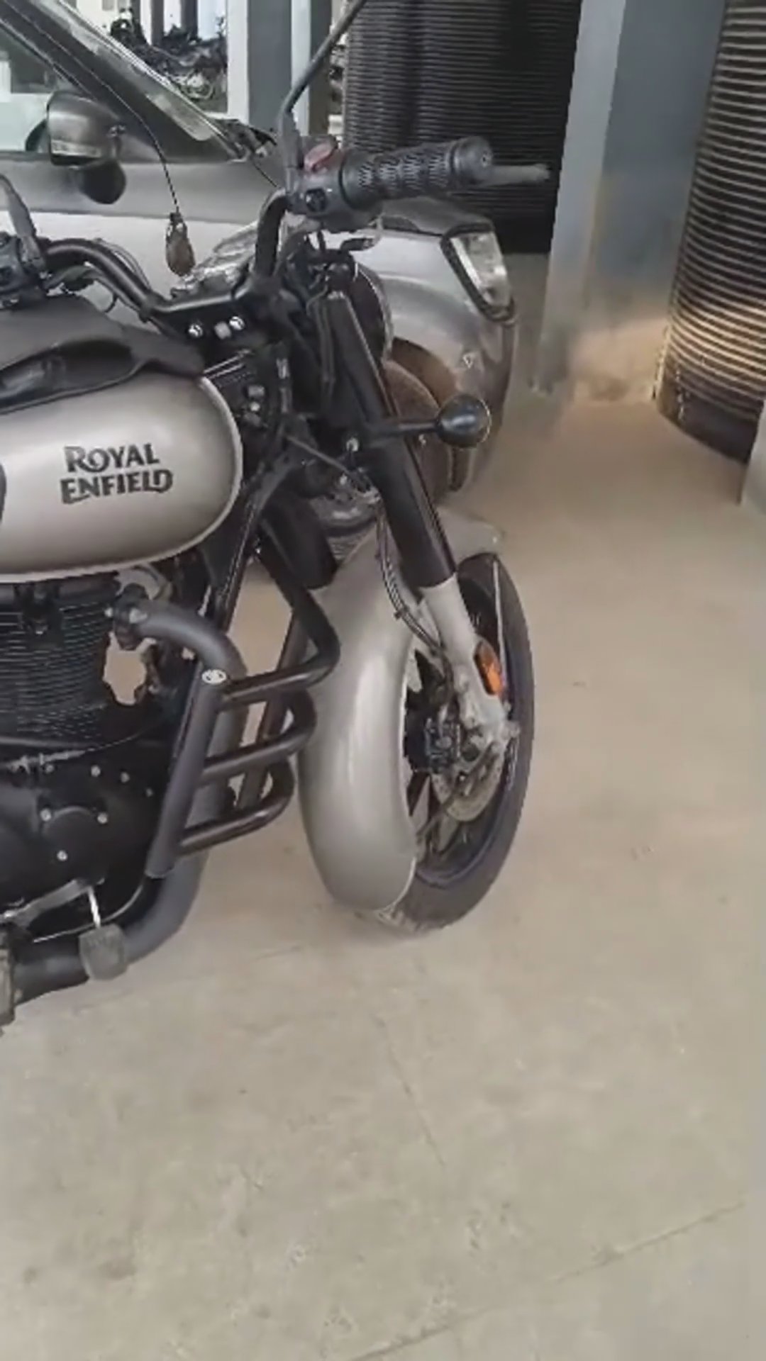 Walk-around video thumbnail