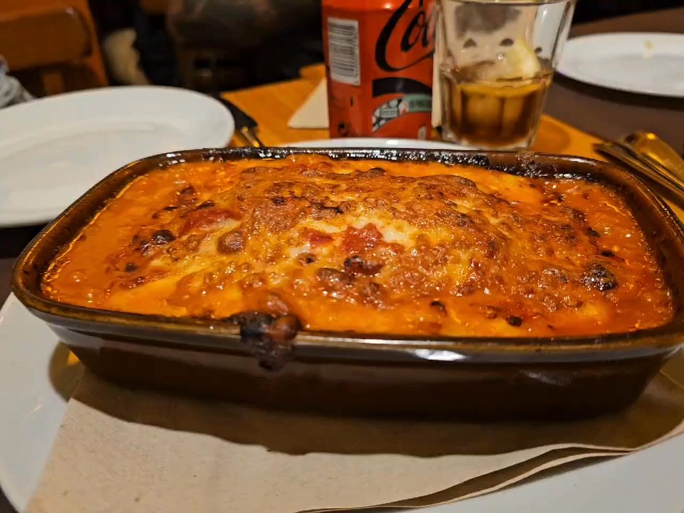 Bell e Buon - First time trying this place. It came highly recommended by the Steel of Doom tattoo studio in Barcelona. It did not disappoint. Must try! - Pizza Near Me - Barcelona, B