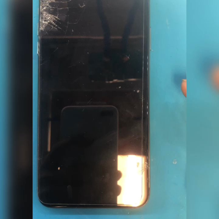 Wireless Mobile Repair - iPhone XS Max LCD Screen Replacement - Mobile Phone Repair Near Me - Queens, New York